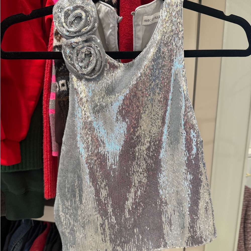 Avec Les Filles Silver Sequin Top & Matching Skirt